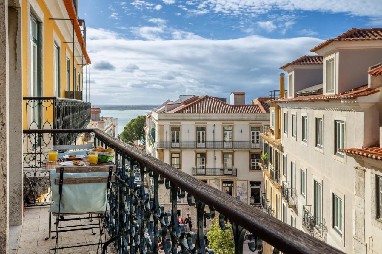 Castelo Apartment - Beautiful Balcony View Lisabona Exterior foto